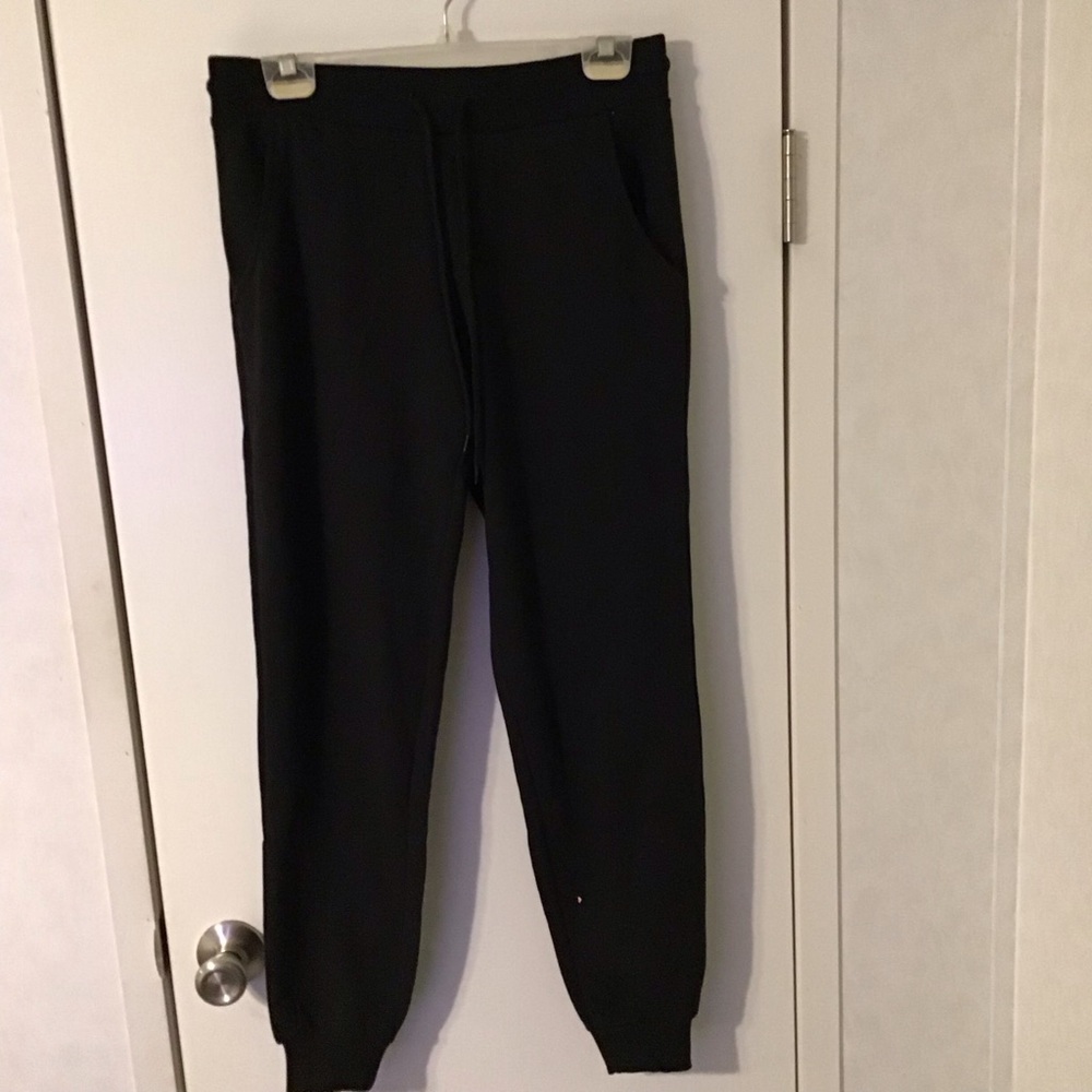 Young & Reckless youth Small Jogging Pants In Black NWOT